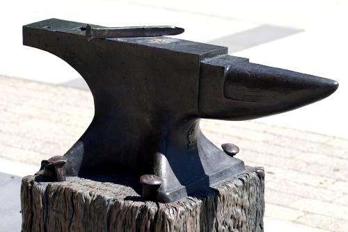 HPC and cloud computing on Anvil and containerization basics